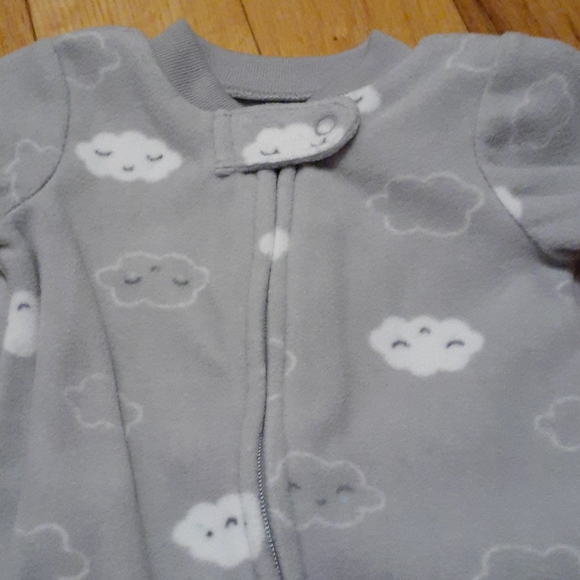 NWT CARTERS NEWBORN PAJAMAS - Picture 4 of 4